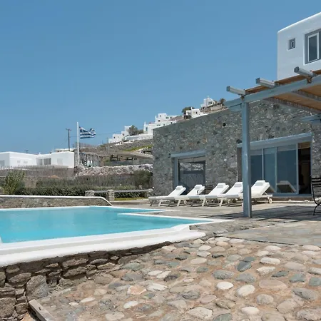 Coventina - Edge Villa *